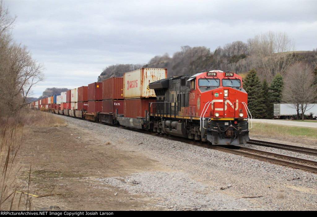 CN 3178 East